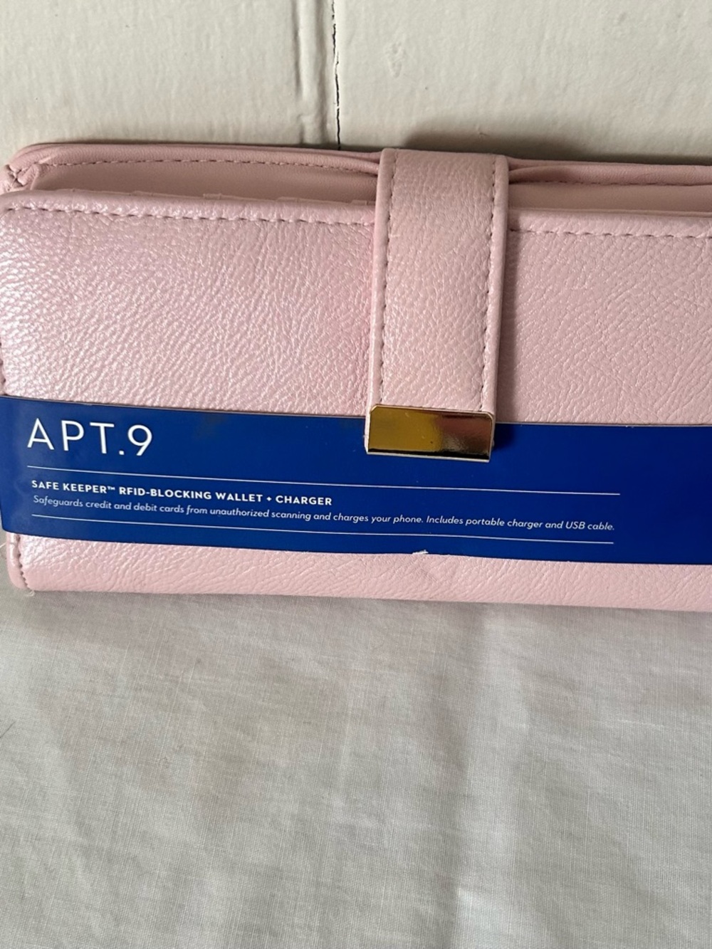 NWT Apt. 9 Safe Keeper RFID-Blocking Wallet & Phone Charger/Pink